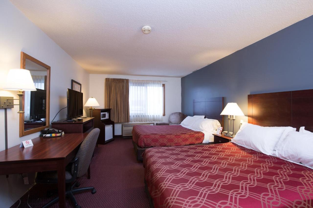 Travelodge By Wyndham Merrill