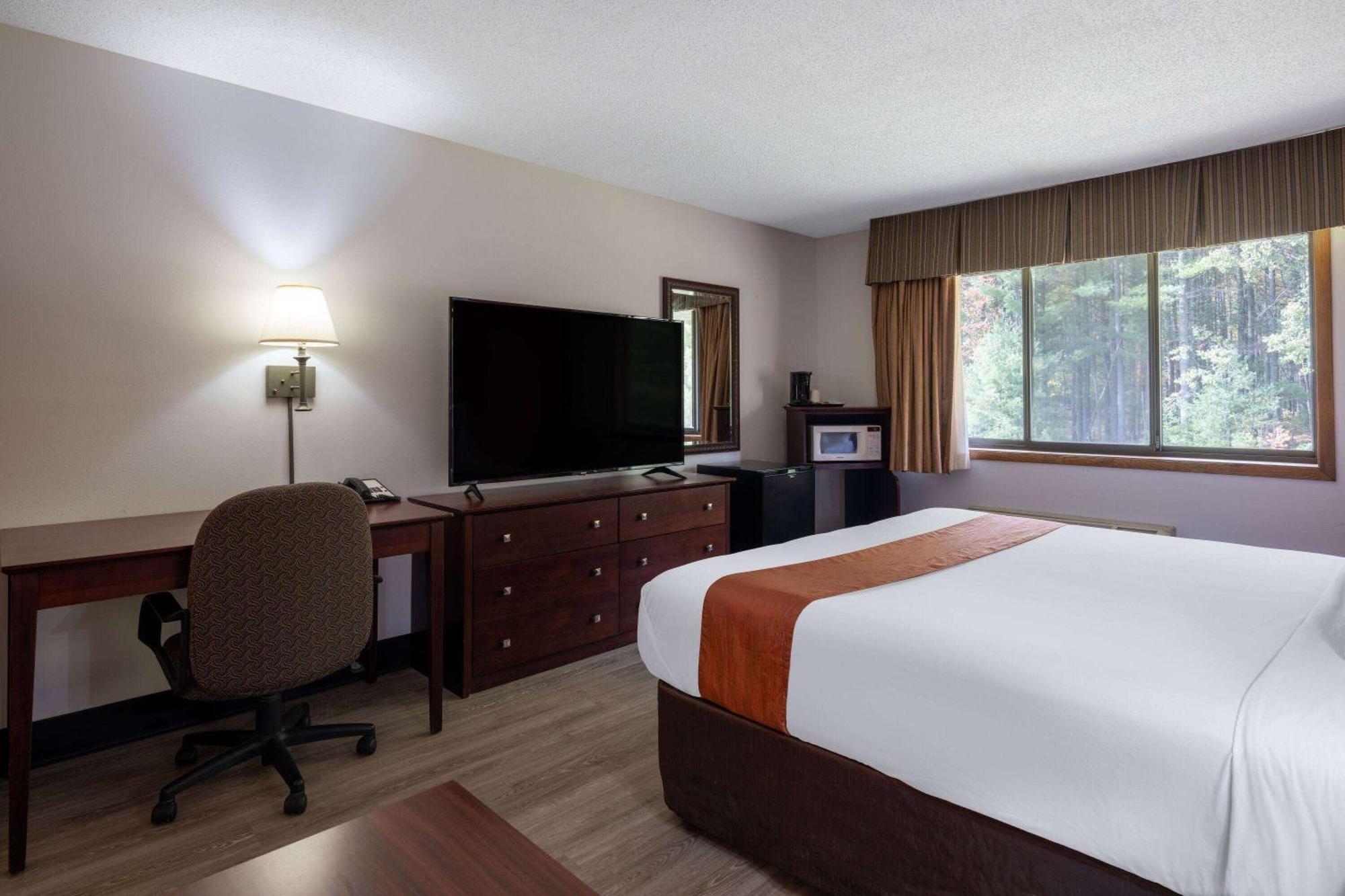 Travelodge By Wyndham Hotel Merrill