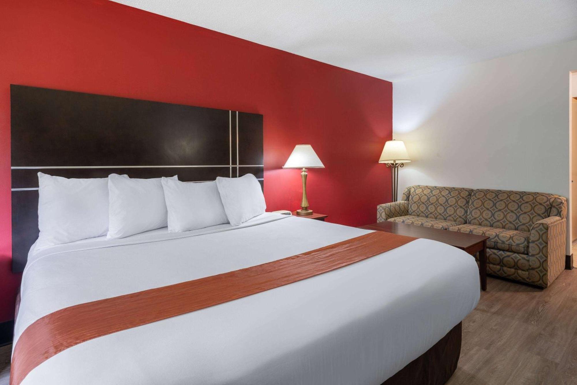 Travelodge By Wyndham Hotel *