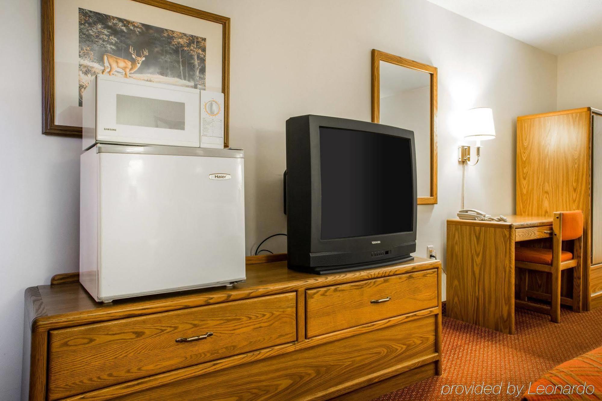 Travelodge By Wyndham Hotel *